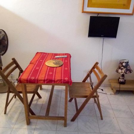 Chez Max Et Khady Apartment Dakar Luaran gambar