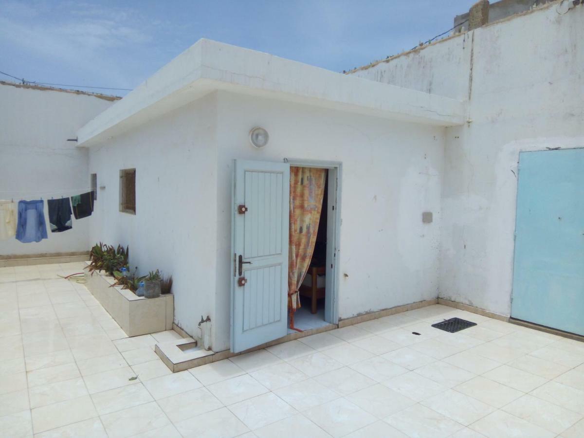 Chez Max Et Khady Apartment Dakar Luaran gambar