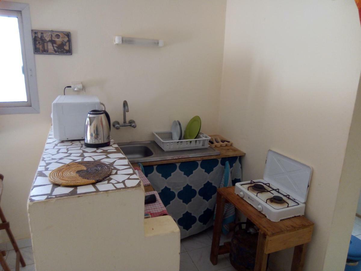 Chez Max Et Khady Apartment Dakar Luaran gambar