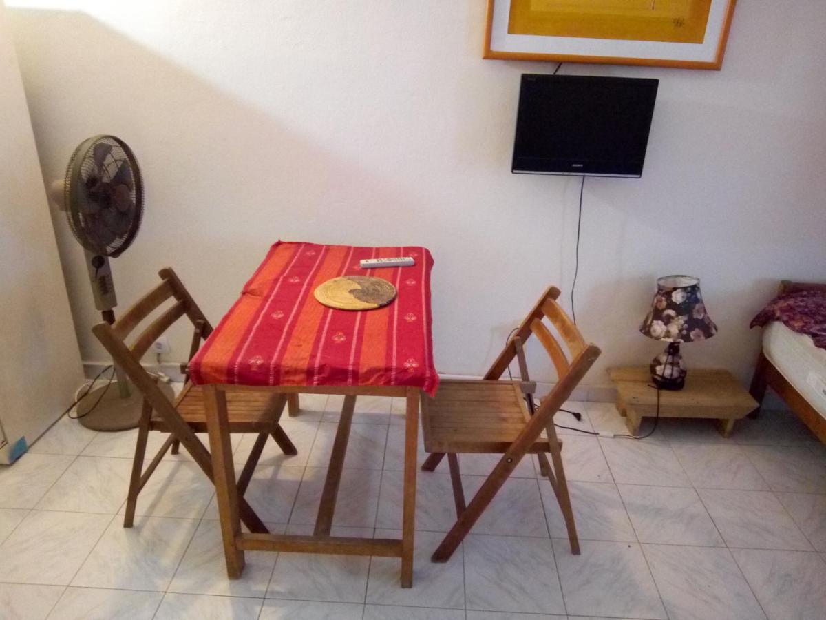 Chez Max Et Khady Apartment Dakar Luaran gambar